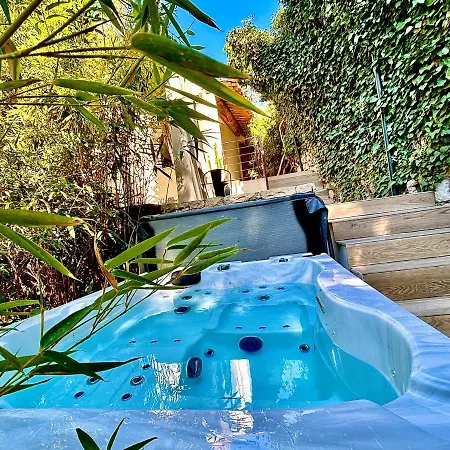 Casa de hóspedes The Address