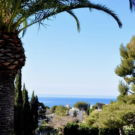 The Address 5* Cassis