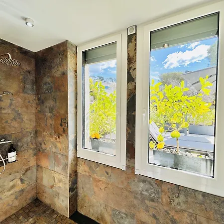 The Address 5* كاسيس