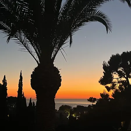 Casa de hóspedes The Address 5*