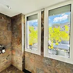 The Address 5* Cassis