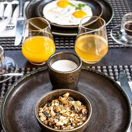 The Address בית הארחה קסיס