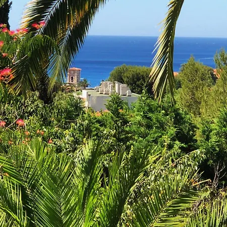 בית הארחה The Address 5*