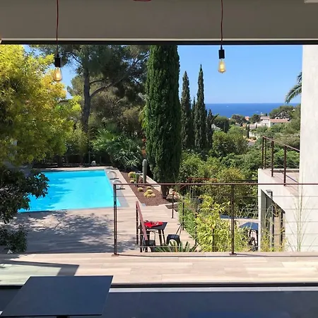 Vendégház The Address 5*